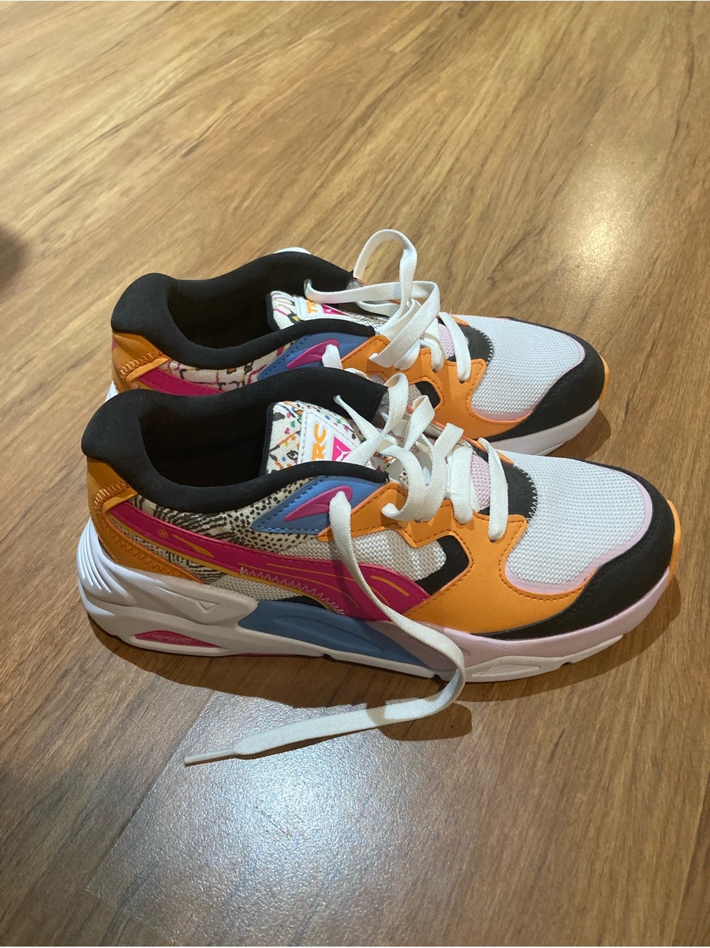 Puma TRC Women’s Sneakers – Size 7 – Multicolor - Picture 3 of 7